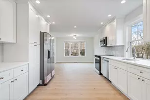 15 Woodhaven Dr, Sound Beach, NY 11789 - Photo 7