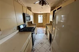 70 N Grove St, Freeport, NY 11520 - Photo 11