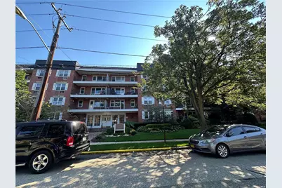 70 N Grove Street #1R, Freeport, NY 11520 - Photo 5