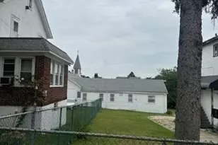 3946 Secor Ave, Bronx, NY 10466 - Photo 11