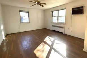 81-51 Langdale St, New Hyde Park, NY 11040 - Photo 5