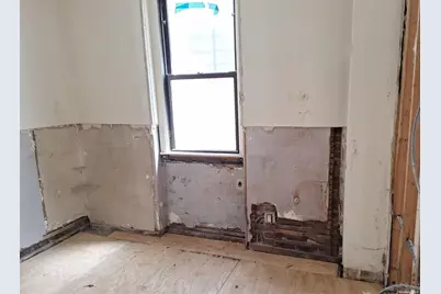 21-38 35 Street #1H, Astoria, NY 11105 - Photo 7