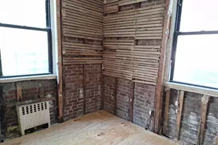 21-38 35th St, Astoria, NY 11105 - Photo 5