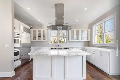 120 Glover Street, Sag Harbor, NY 11963 - Photo 9