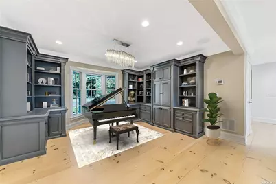 300 Maple Street, Islip, NY 11751 - Photo 23