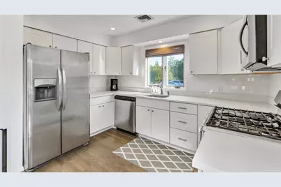 19 Rogers Lane, Remsenburg, NY 11960 - Photo 7