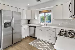 19 Rogers Ln, Remsenburg, NY 11960 - Photo 7