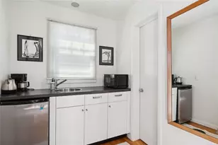 2803 Montauk Hwy, Bridgehampton, NY 11932 - Photo 31