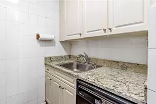 2400 Johnson Ave, Bronx, NY 10463 - Photo 13