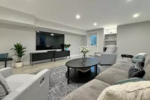 55 Squires Ave, East Quogue, NY 11942 - Photo 15