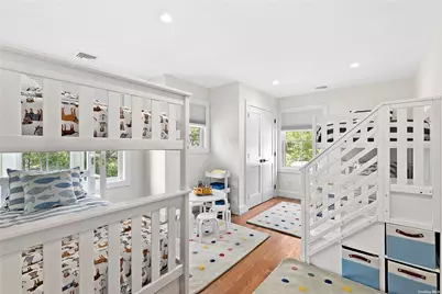 55 Squires Avenue, East Quogue, NY 11942 - Photo 9