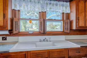 2055 Boisseau Ave, Southold, NY 11971 - Photo 13