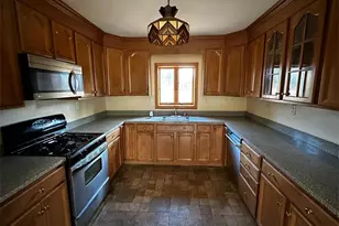 2468 River Rd, Calverton, NY 11933 - Photo 9