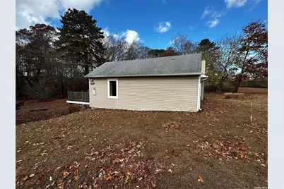 2468 River Road, Calverton, NY 11933 - Photo 5