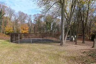 20 Rolling Hill Rd, Old Westbury, NY 11568 - Photo 33