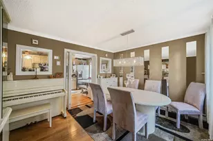 10 Marchant Dr, Saint James, NY 11780 - Photo 15