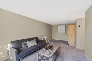 10 Marchant Dr, Saint James, NY 11780 - Photo 25