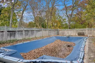 1 Squire Ln, Kings Park, NY 11754 - Photo 9