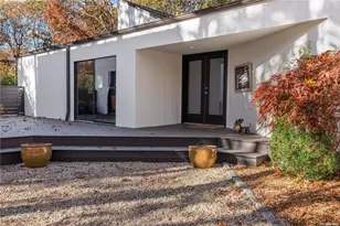 25 N Quarter Rd, Westhampton, NY 11977 - Photo 21