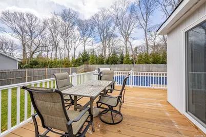 15 Pin Oak Lane, Westhampton Beach, NY 11978 - Photo 5