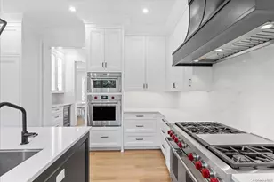 79 Farmview Rd, Port Washington, NY 11050 - Photo 11