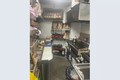 13-33 Jackson Avenue, Long Island City, NY 11101 - Photo 5