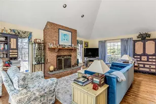 3 Pine Grove Ct, Westhampton, NY 11977 - Photo 5