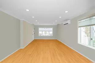 66 Kenmore Rd, Valley Stream, NY 11581 - Photo 7