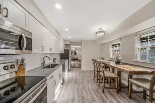 6 Rolling Hill Rd, Hampton Bays, NY 11946 - Photo 9