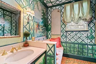 285 Piping Rock Rd, Locust Valley, NY 11560 - Photo 19