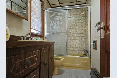 141-18 Lakewood Avenue, Jamaica, NY 11435 - Photo 17