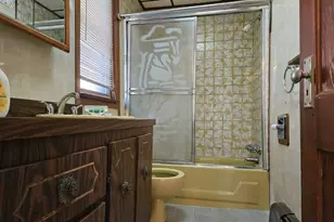 141-18 Lakewood Ave, Jamaica, NY 11435 - Photo 17