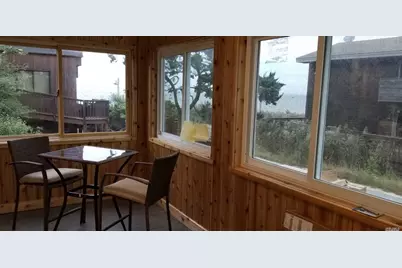 7 Crescent Walk, Seaview, NY 11770 - Photo 9