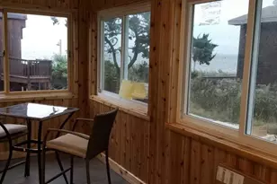 7 Crescent Walk, Seaview, NY 11770 - Photo 9