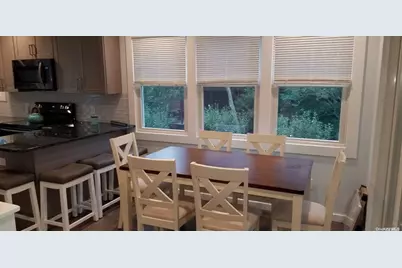 7 Crescent Walk, Seaview, NY 11770 - Photo 5