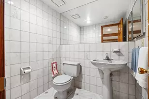 6 Heather Ct, Dix Hills, NY 11746 - Photo 33