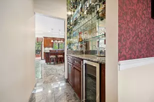 6 Heather Ct, Dix Hills, NY 11746 - Photo 9