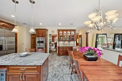 6 Heather Court, Dix Hills, NY 11746 - Photo 11