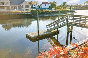 1230 Harbor Rd, Hewlett, NY 11557 - Photo 23