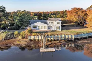 1230 Harbor Rd, Hewlett, NY 11557 - Photo 3