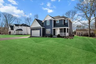 8 Fourth Lot 10 Ave, Centereach, NY 11720 - Photo 19