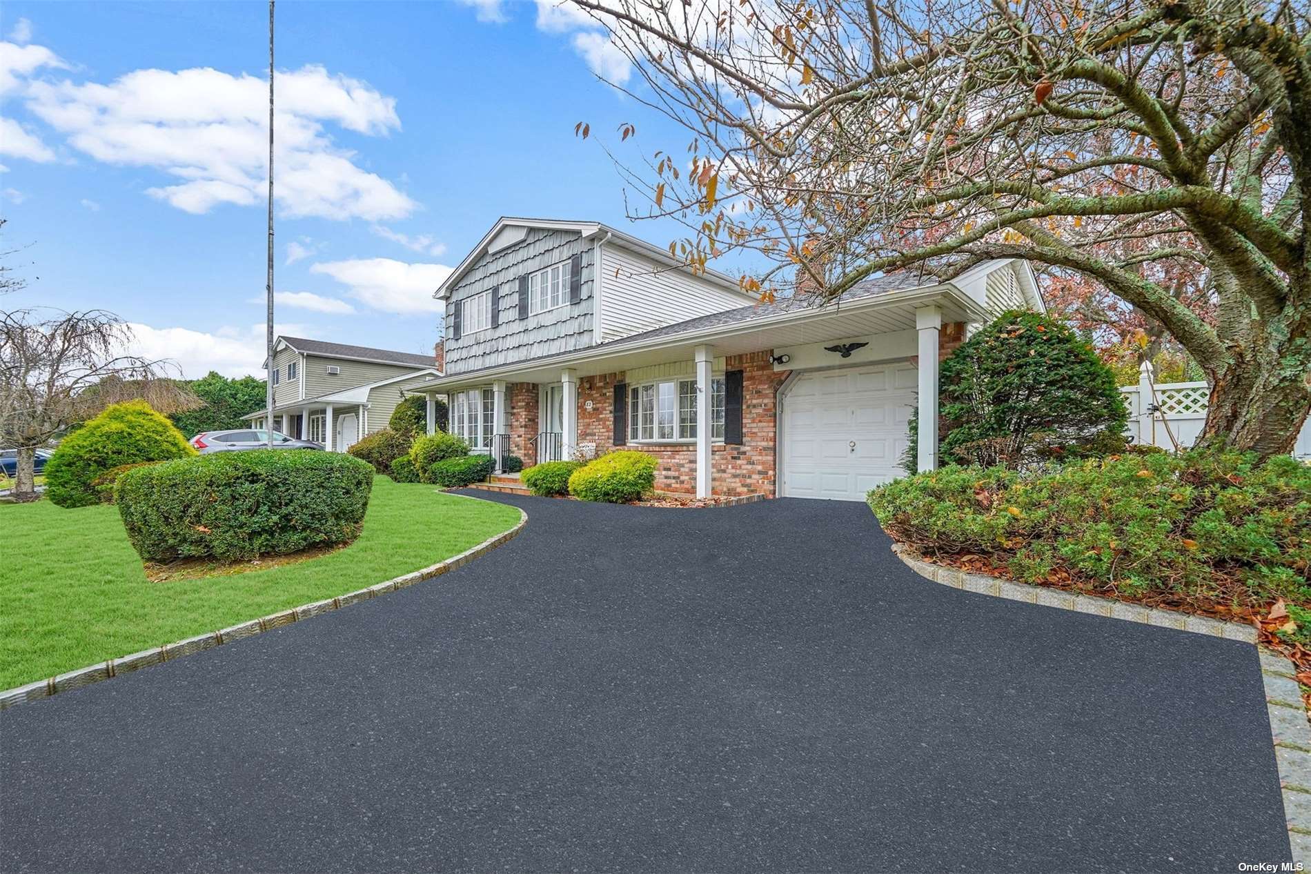 82 Cardinal Ln, Hauppauge, NY 11788 MLS 3445456 Coldwell Banker
