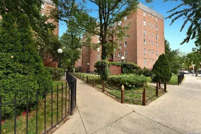 65-35 Yellowstone Blvd #4G, Forest Hills, NY 11375 - Photo 1