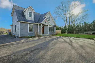 1727 Main Road, Jamesport, NY 11947 - Photo 1