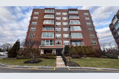2 Salisbury Point #1D, Nyack, NY 10960 - Photo 1
