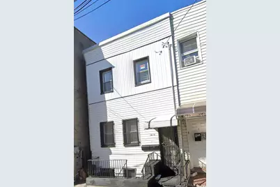 168-63 93 Avenue, Jamaica, NY 11433 - Photo 1