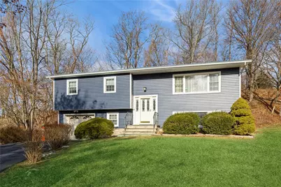 3 Hague Court, Nanuet, NY 10954 - Photo 1