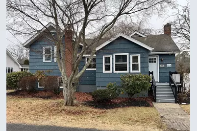 142 Saint Charles Street, Holbrook, NY 11741 - Photo 1