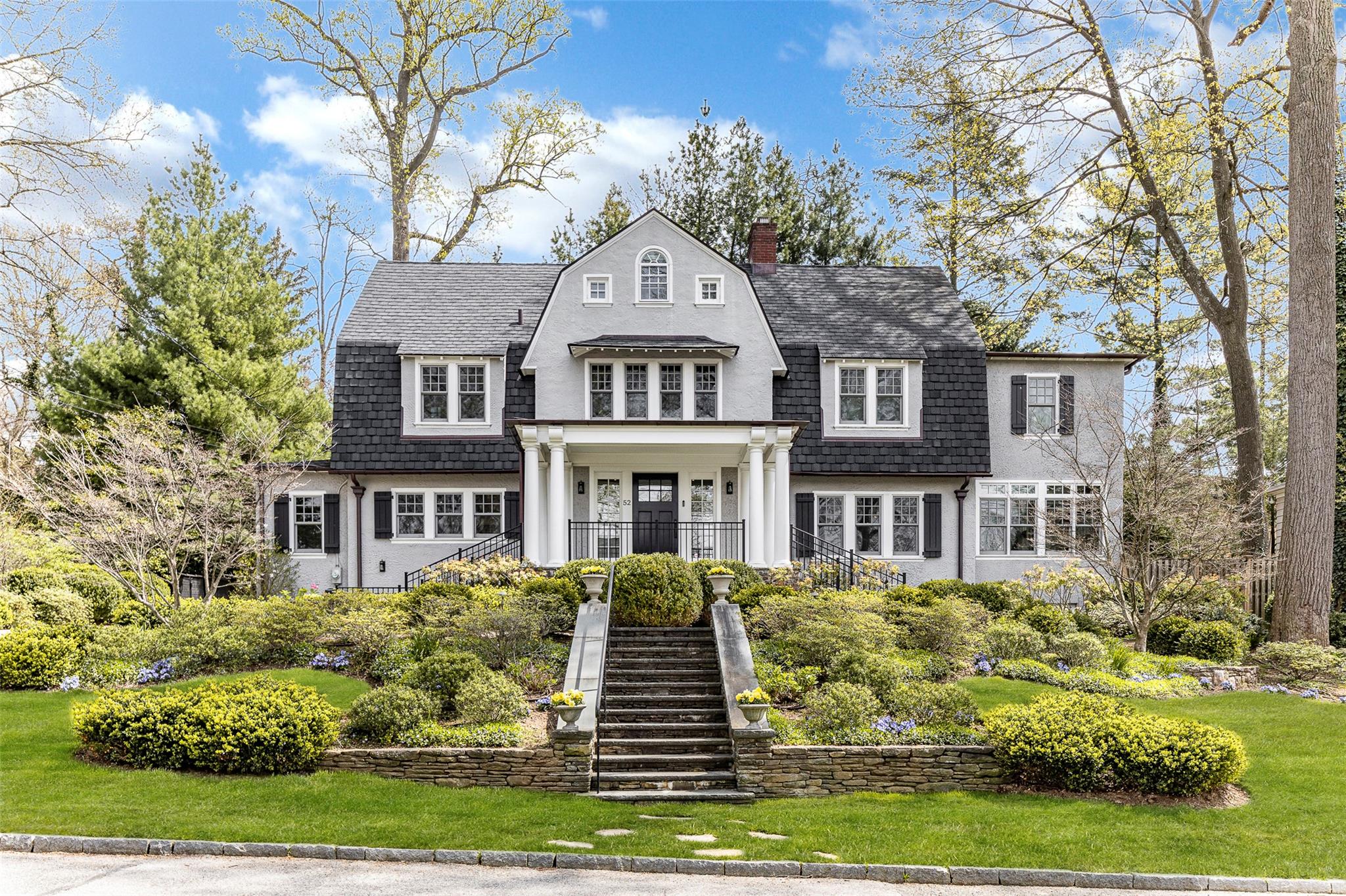 52 Summit Ave, Bronxville, NY 10708 - MLS 812614 - Coldwell Banker
