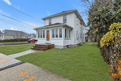 25 Roosevelt Street, Bay Shore, NY 11706 - Photo 1